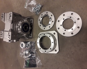 Gearbox for worm gear pair SRT70, 28:1 SR25 M&M